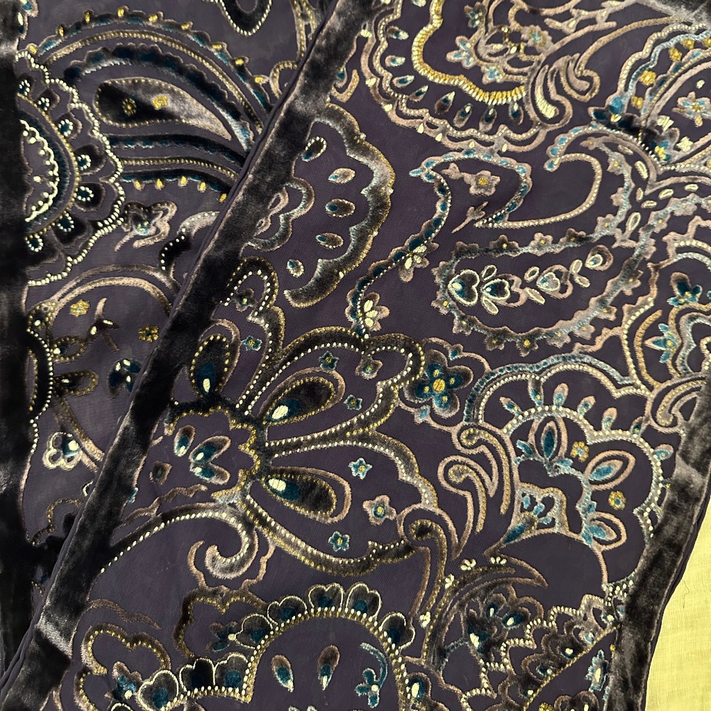 Beautiful burnout velvet purple scarf